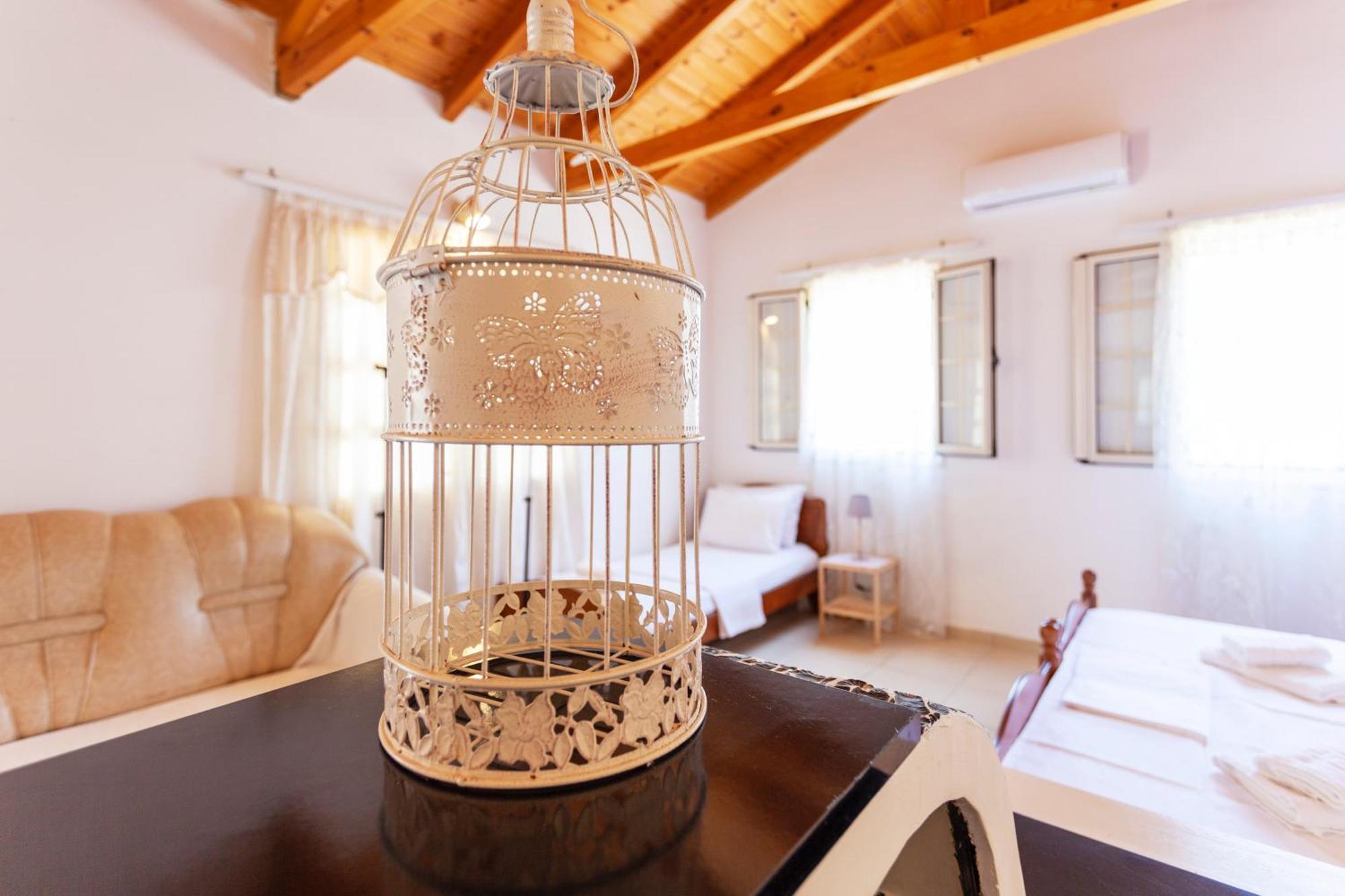 Retzos Rooms Himare Exterior photo